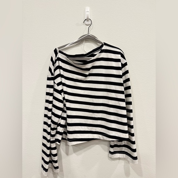 SOLD - Maeve Black and White Striped Blouse 100% Cotton - Picture 5 of 7